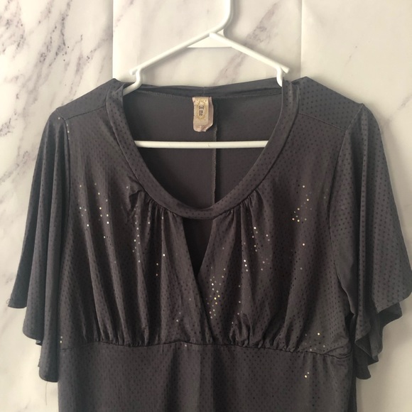 DARK GREY SEQUIN GLITTER FLUTTER SHORT SLEEVE BLOUSE TOP WOMENS 1X - Picture 3 of 7